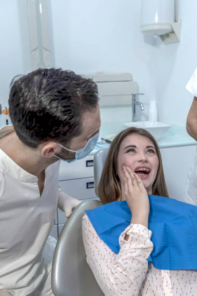 Best Emergency Denture Repair in Santa Venetia, CA